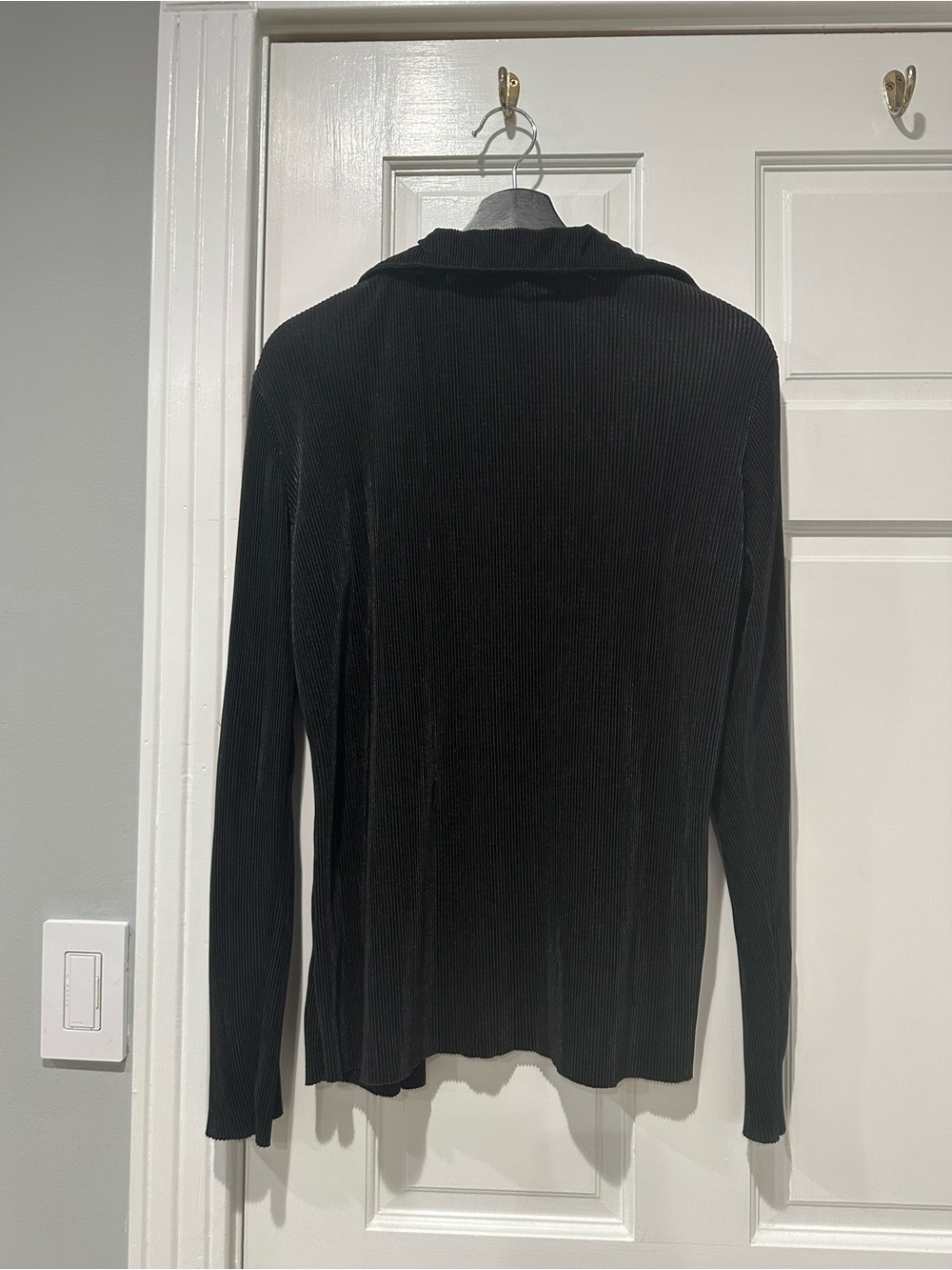 Cyrus Black Rib Button-Up Ribbed Shirt - Picture 6 of 7